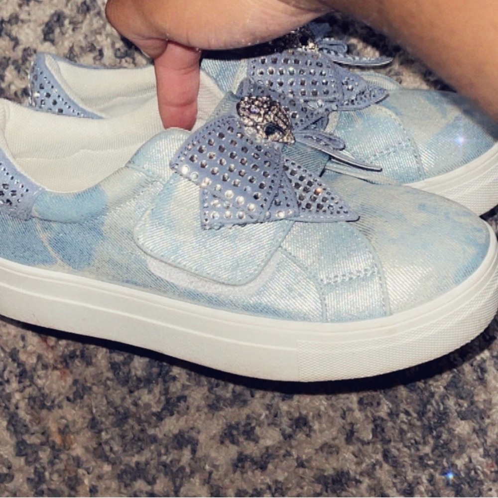 Kurt Geiger Light Blue Kids Sneakers with Silver Accents